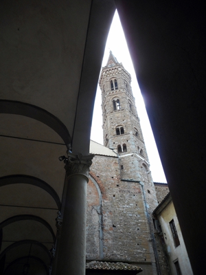 Badia fiorentina, campanile esagonale